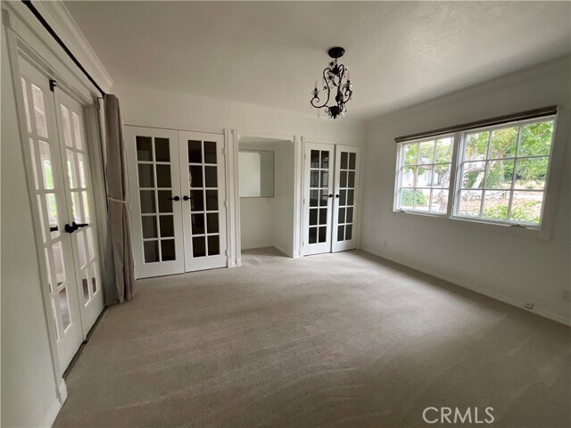 Building Photo - 2029 Las Palomas Dr