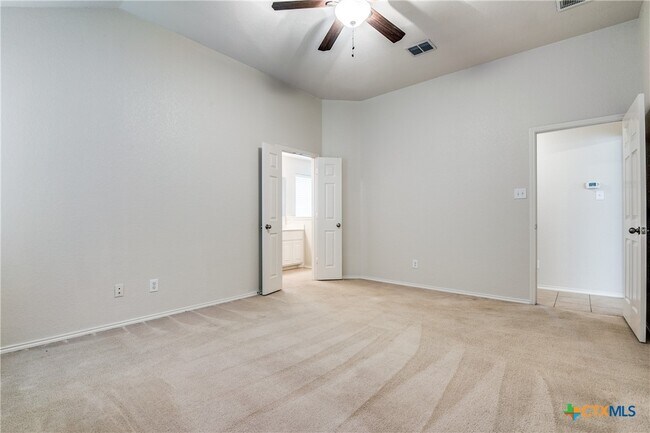 Building Photo - 1662 Sunspur Rd