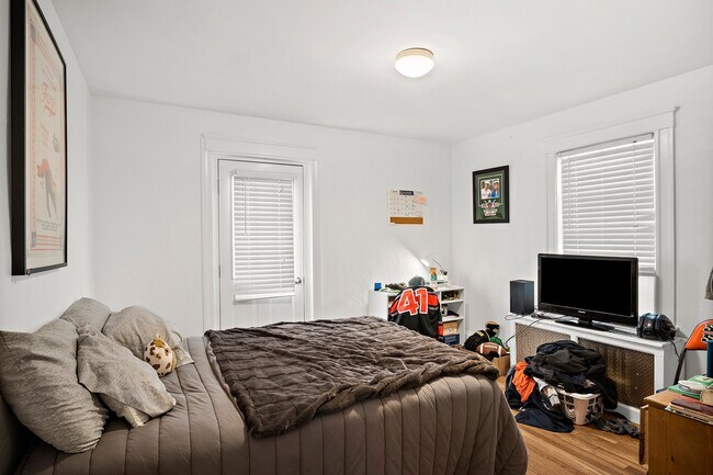 Building Photo - 226 Canal St