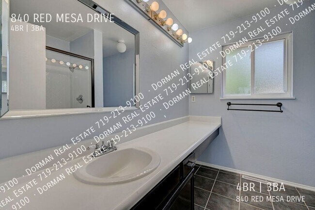 Building Photo - 840 Red Mesa Dr