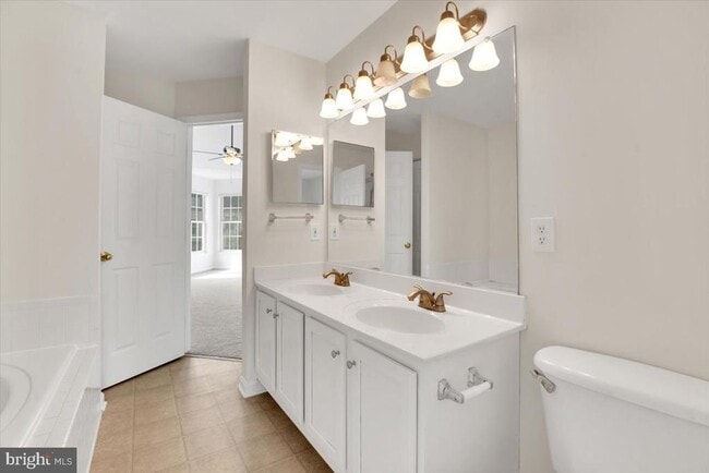 Building Photo - 43539 Kiplington Square