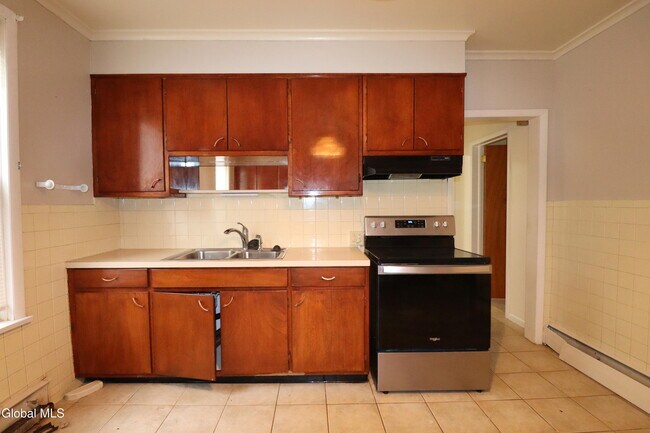 Building Photo - 29 Stewart St