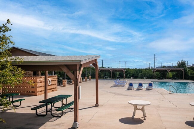Building Photo - 158 Javelina Hl