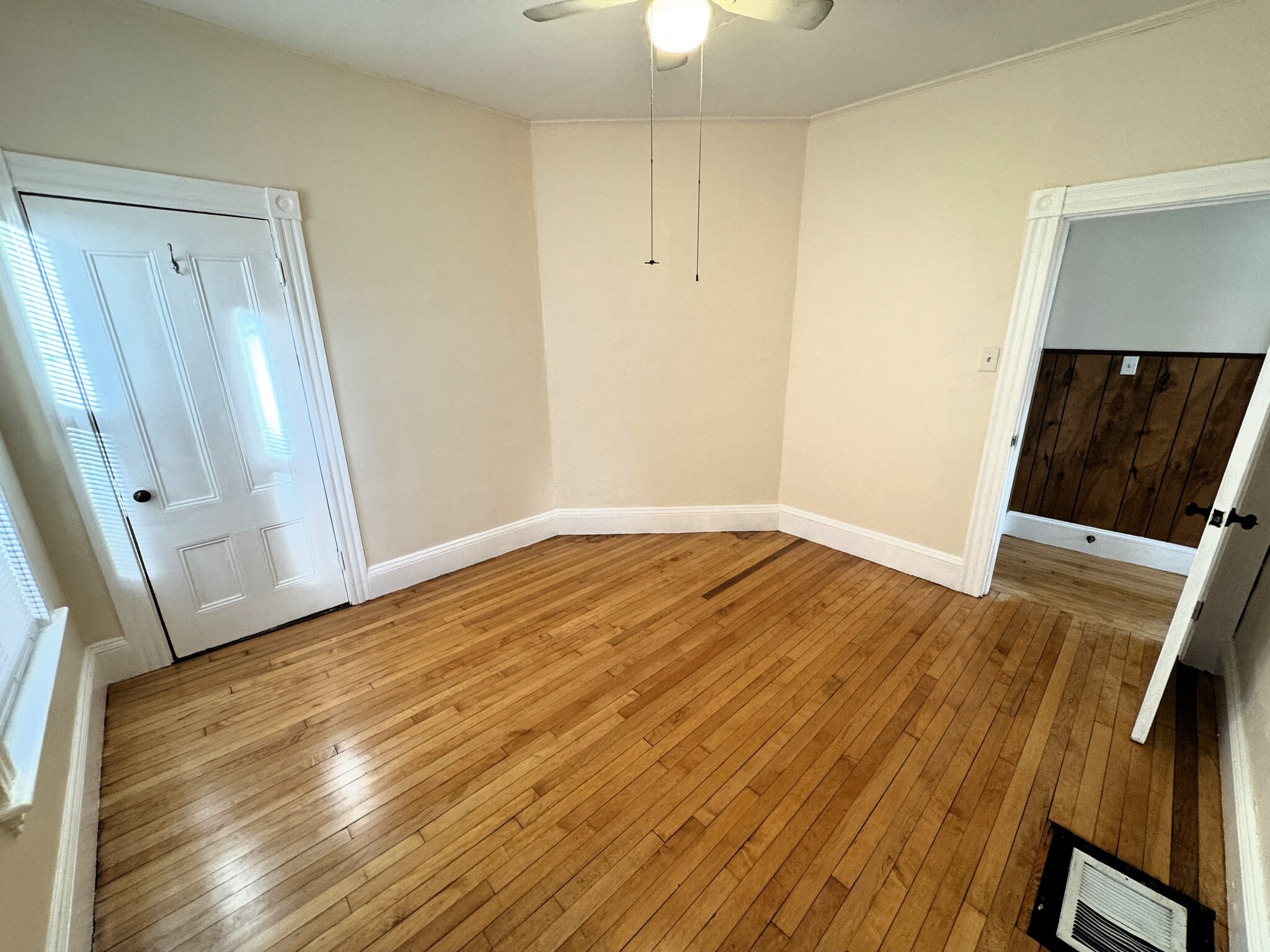 Building Photo - 377 Highland Ave