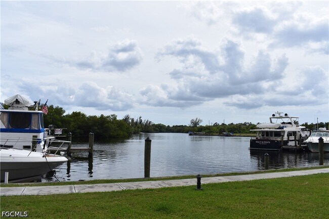 Building Photo - 3462 Hancock Bridge Pkwy