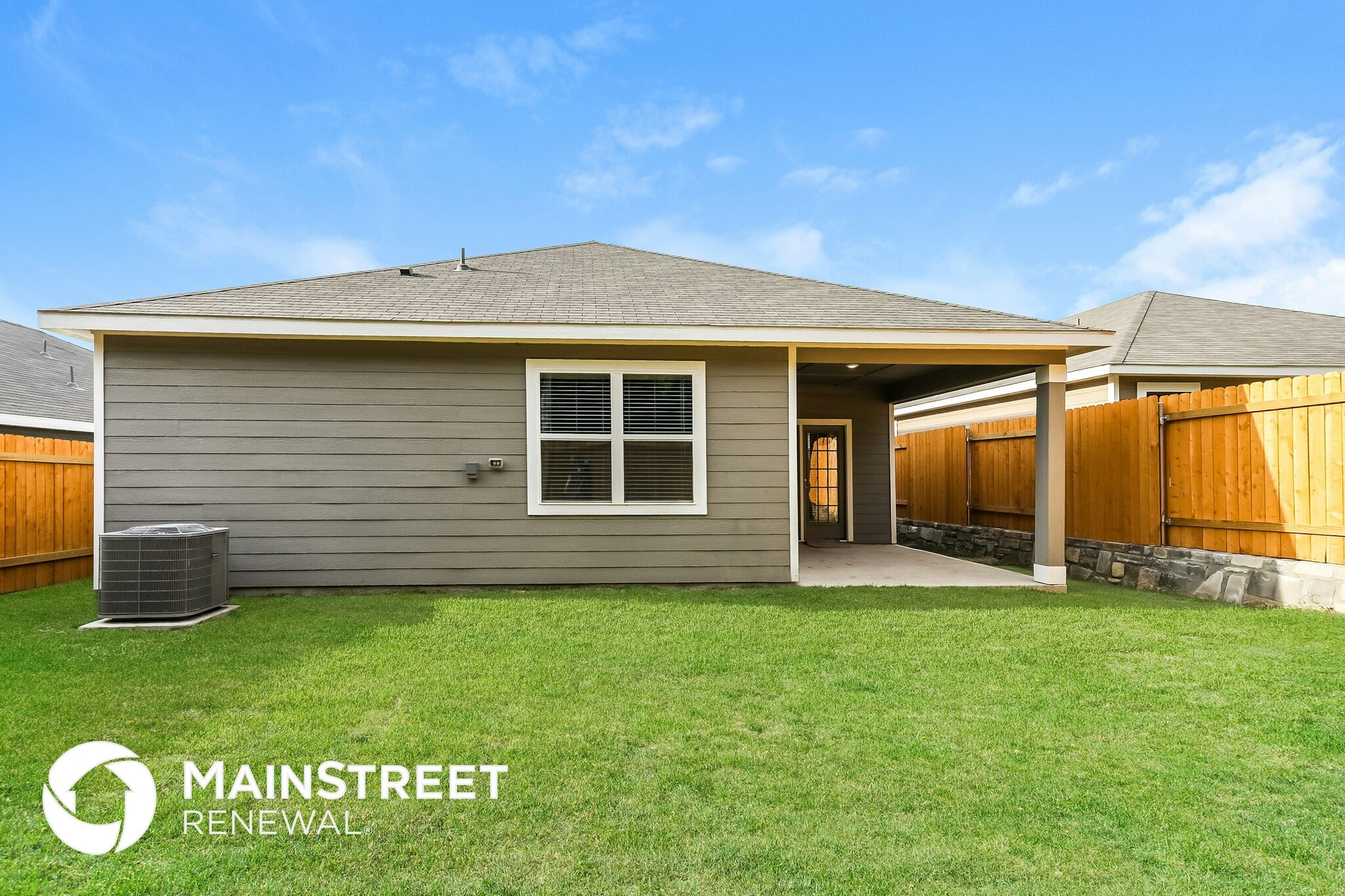 Building Photo - 26857 Steinbeck Dr