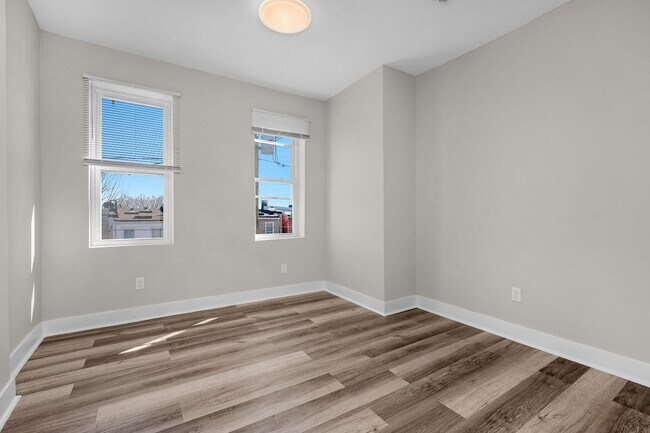 Building Photo - Beautiful Newly Renovated 3 Bedroom with a Large Basement For Rent in Mill Hill District of Balti...