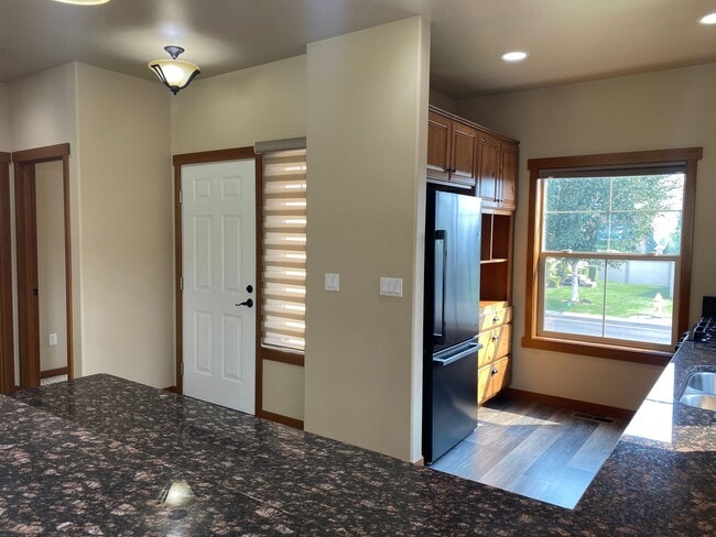Building Photo - 3-bedroom, 1.75 Bath Home in the Village