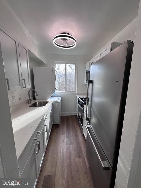 Building Photo - 1907 Marion Barry Ave SE