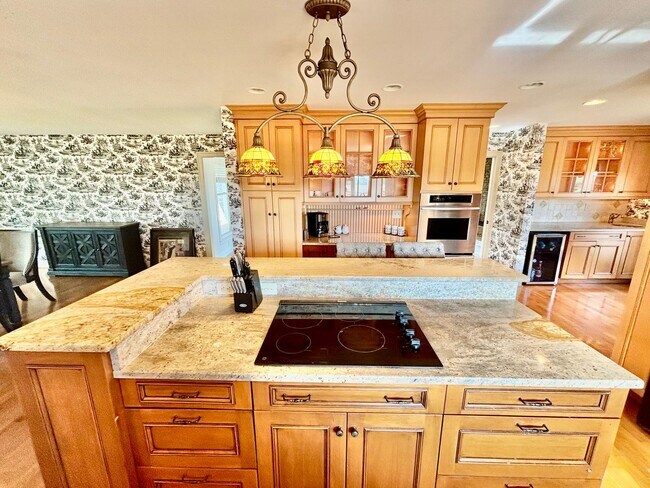 Building Photo - Escape to Luxury: Your Private Oasis on a ...