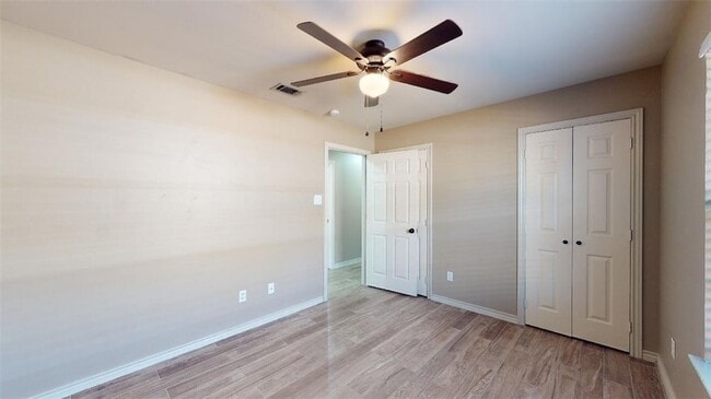 Building Photo - 2324 Trace Meadows