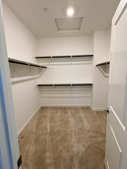 Building Photo - 32398 Brunello Way