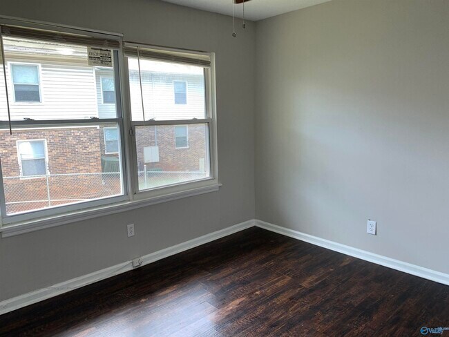 Building Photo - 1403 Ascent Trail NW