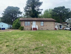 Building Photo - Portsmouth House for Rent!