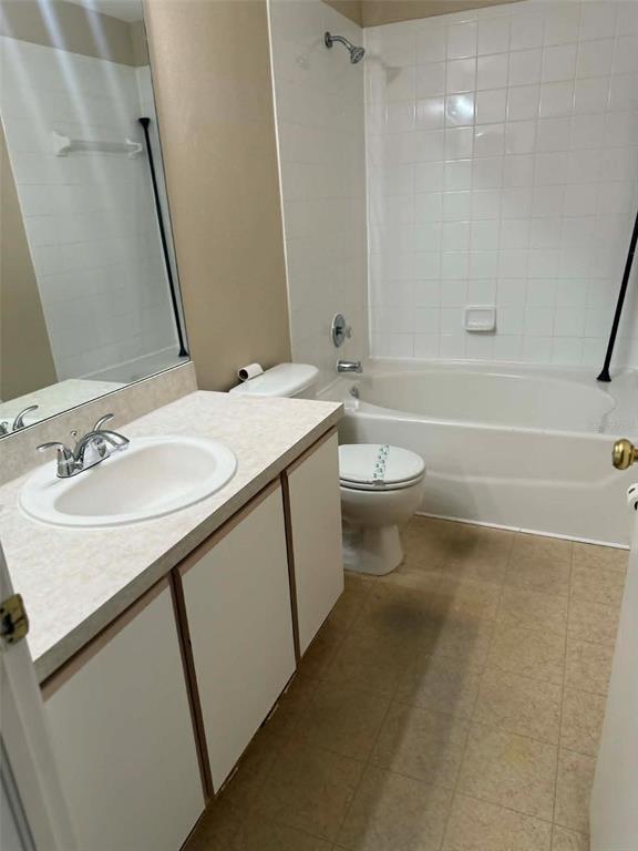 Building Photo - 2113 Fluorshire Dr