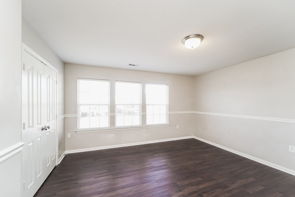 Building Photo - 14103 Lake Crossing Dr