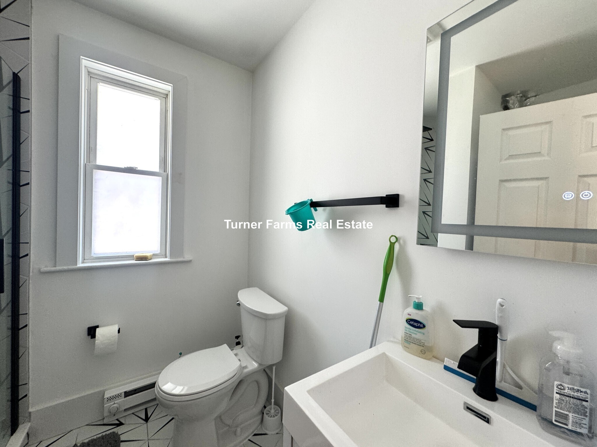 Building Photo - 23 Granite St