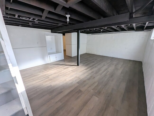 Building Photo - Live in Bliss - 3 Bed, 1 Bath