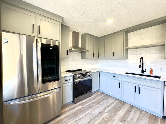 Building Photo - 3519 Acorn Way Ln