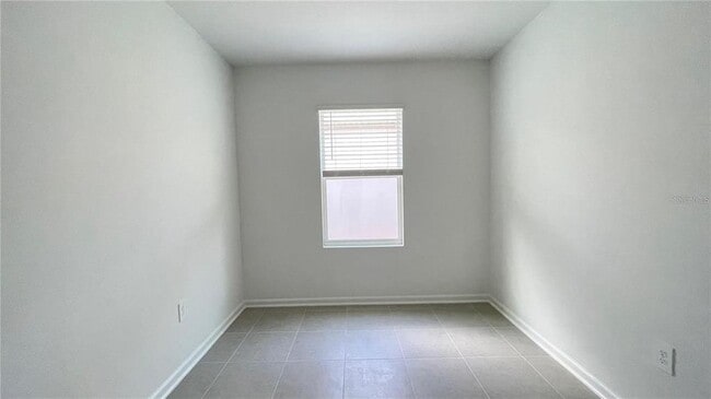 Building Photo - 5652 Lemon Grass St