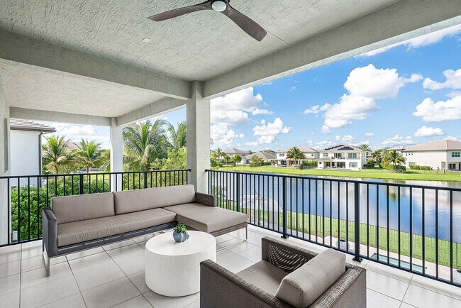 Building Photo - 19863 Meadowside Ln