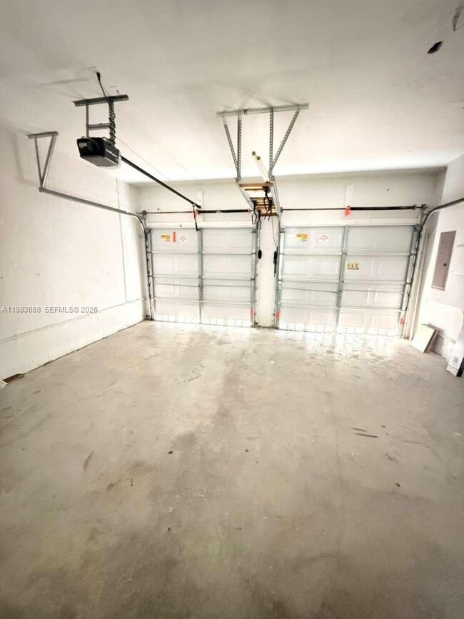 Building Photo - 8683 NW 109th Ct