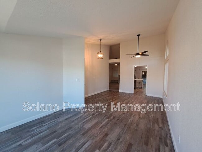 Building Photo - 357 Shannon Dr