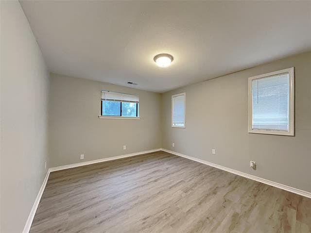 Building Photo - 13415 Spring Grove Ave