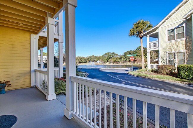 Building Photo - Coastal Living on Amelia Island