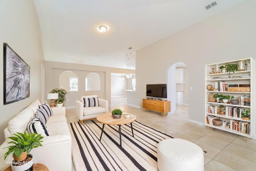 Building Photo - 2147 Marisol Loop