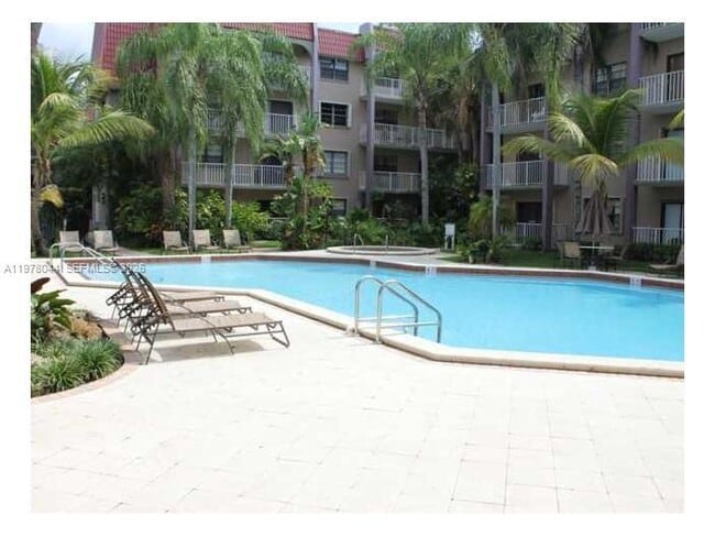 Building Photo - 9301 SW 92nd Ave