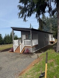 Building Photo - Powers Creek