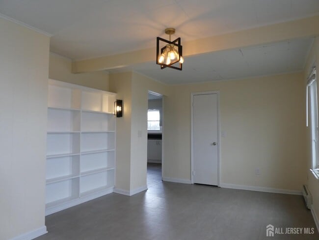 Building Photo - 1354 Stelton Rd