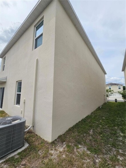 Building Photo - 1387 Berry Ln