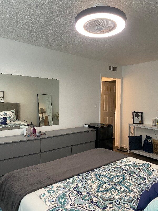 Building Photo - 2020 N Atlantic Ave