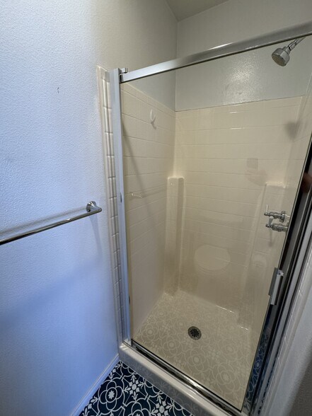 Building Photo - 12646 Springbrook Dr