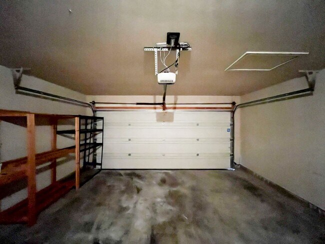 Building Photo - Available NOW!!!! This gorgeous home is located in The Landing Subdivision in Killeen. This home ...