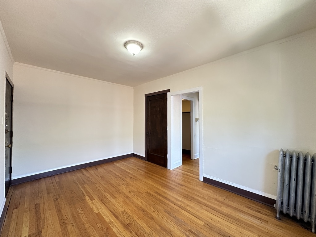 Building Photo - 3312 W Schubert Ave