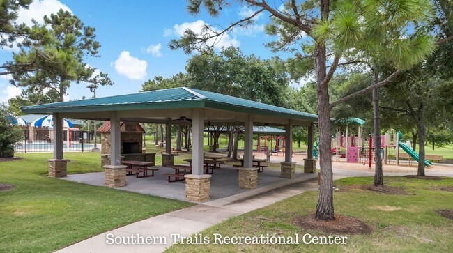 Building Photo - 3308 Southern Grove Ln