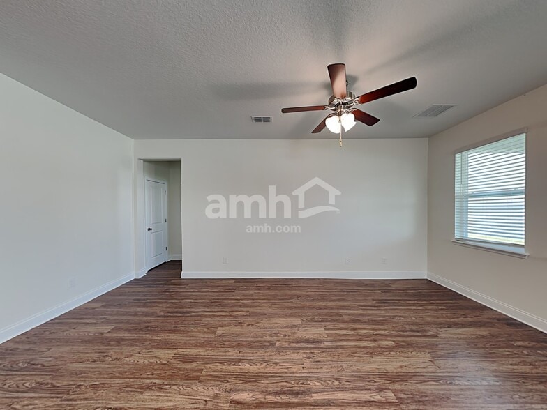 Building Photo - 1108 Winter Stone St