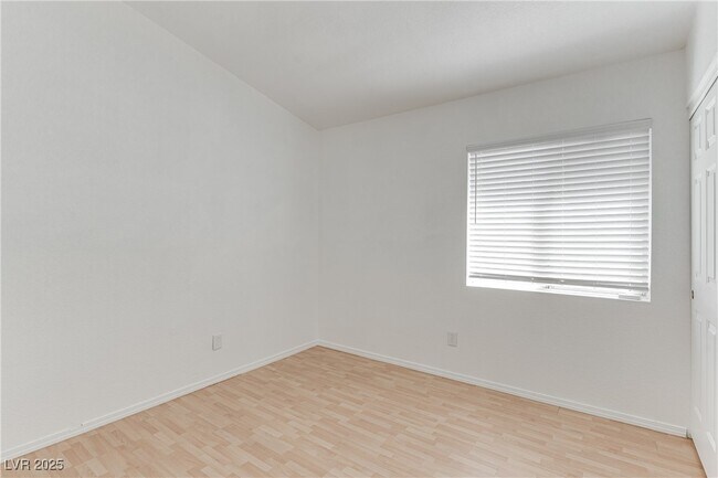 Building Photo - 52 Tanglewood Dr