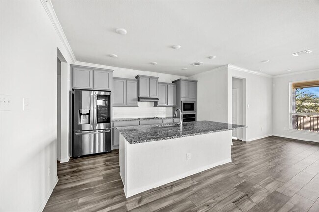Building Photo - 2265 Wooster St