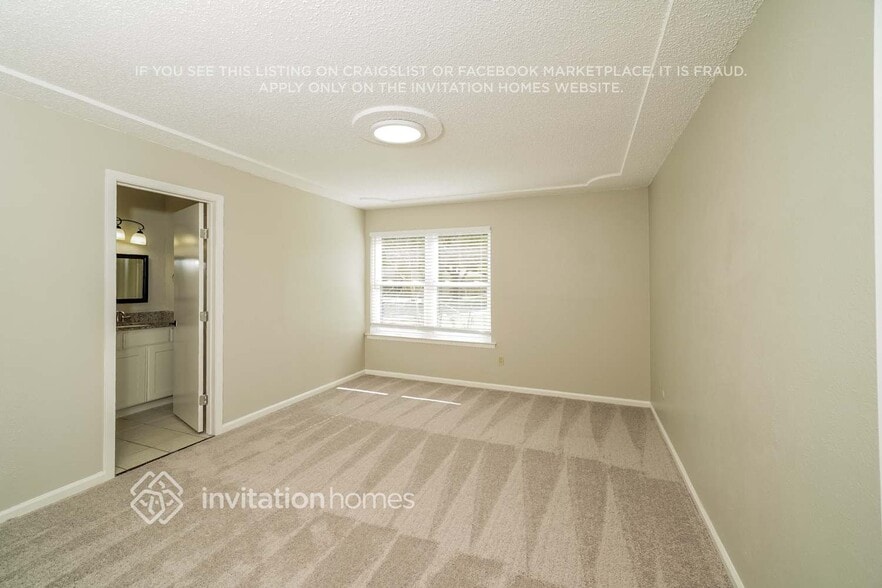 Building Photo - 8221 Pearl St