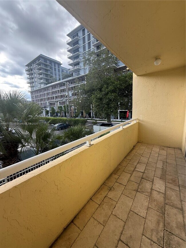 Building Photo - 5839 SW 74th Terrace