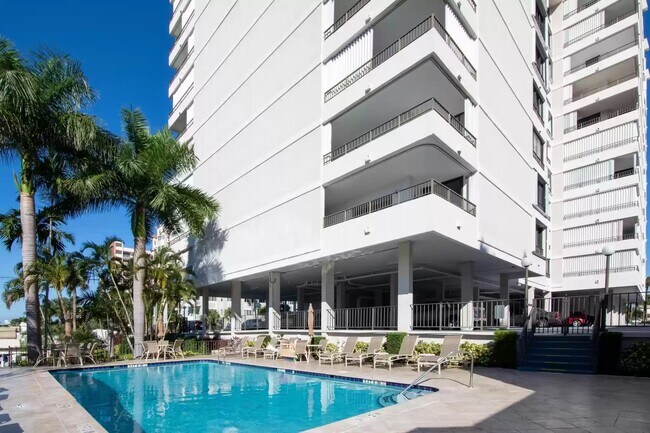 Building Photo - 1401 S Ocean Blvd