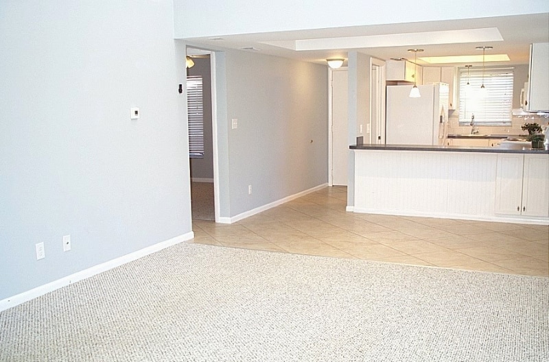 Building Photo - 490 Charlemagne Blvd