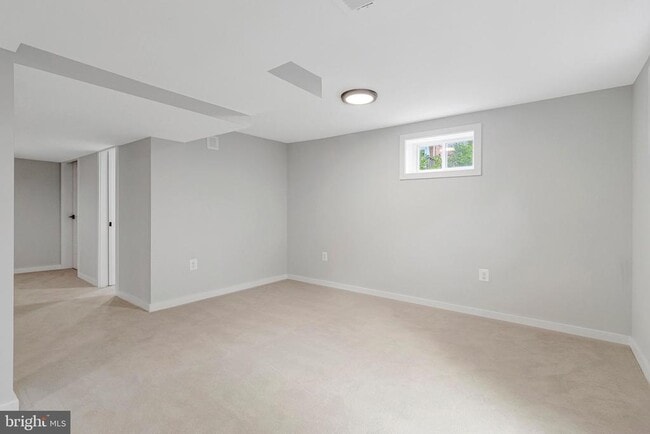 Building Photo - 5511 Callander Dr