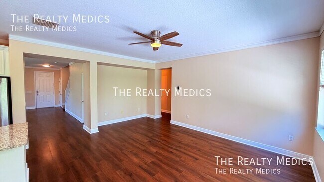Building Photo - 10263 Malpas Point
