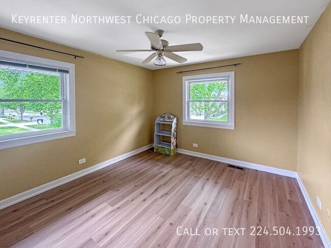 Building Photo - 1028 Tiverton Ct