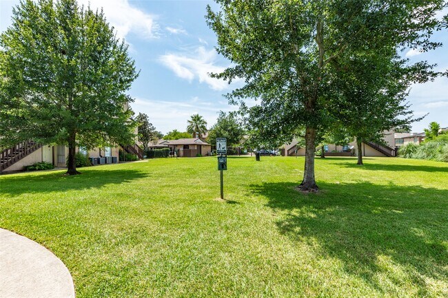 Building Photo - 1500 Bay Area Blvd